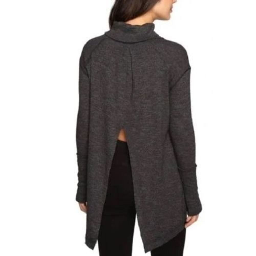 We The Free People Split Back Turtleneck Sweater Charcoal Gray Womens Small